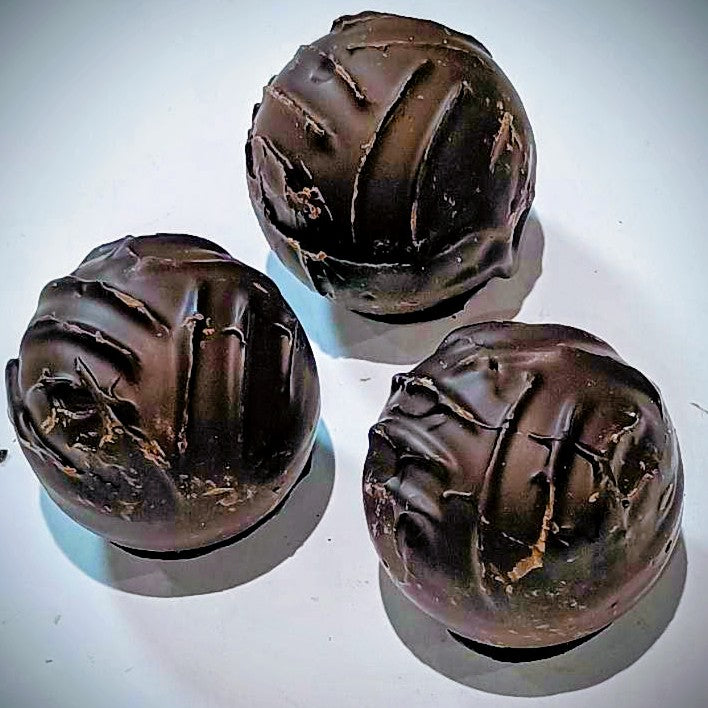 Dark chocolate truffles