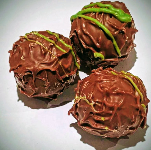 Pistachio flavour creams