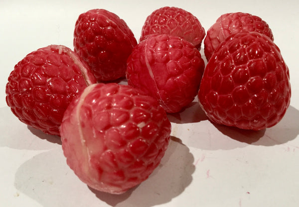 Raspberry in white chocolate