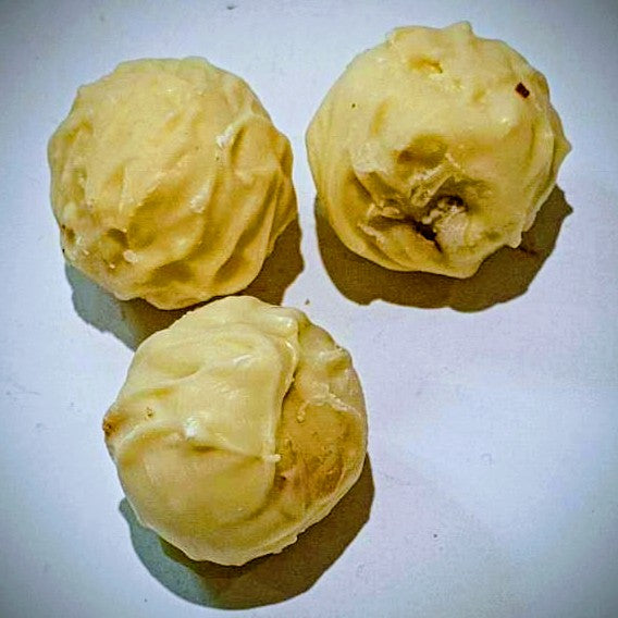 Champagne truffles in white chocolate