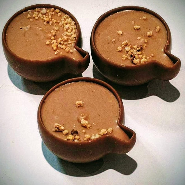 Caramel praline